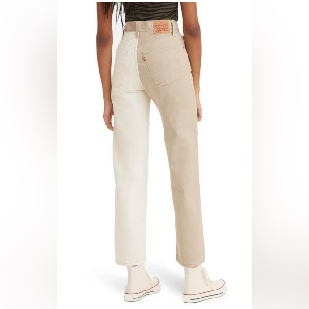 Levi’s Ribcage Straight Ankle Jeans two tone. Only worn twice.